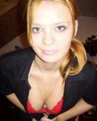 hotsandra aus Greiz