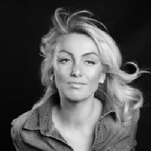 Roxana33 aus Bischberg